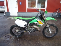 Kawasaki KX125 2004, 2180,- + toim.kulut 50,-